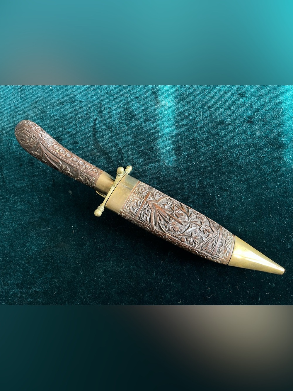 MCM Wood & Brass Carving Fork